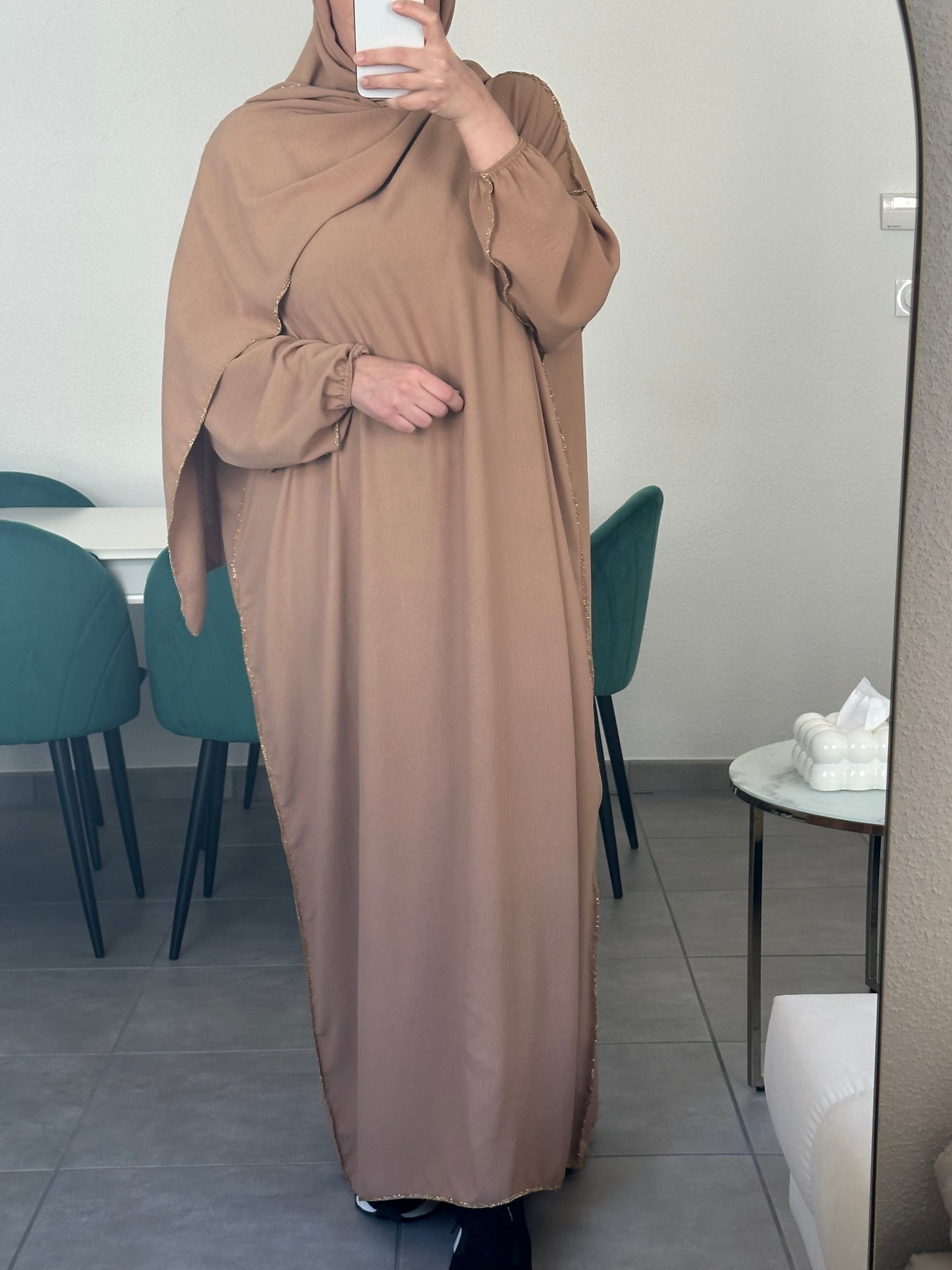 Abaya Nicia avec voile intégré